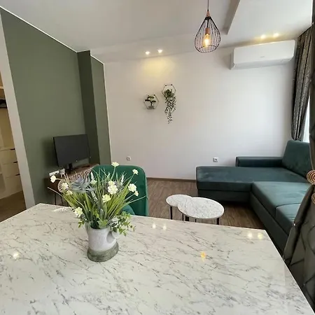 зелено студио Apartment