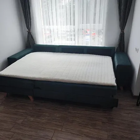 зелено студио Apartment