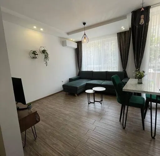 Apartment зелено студио